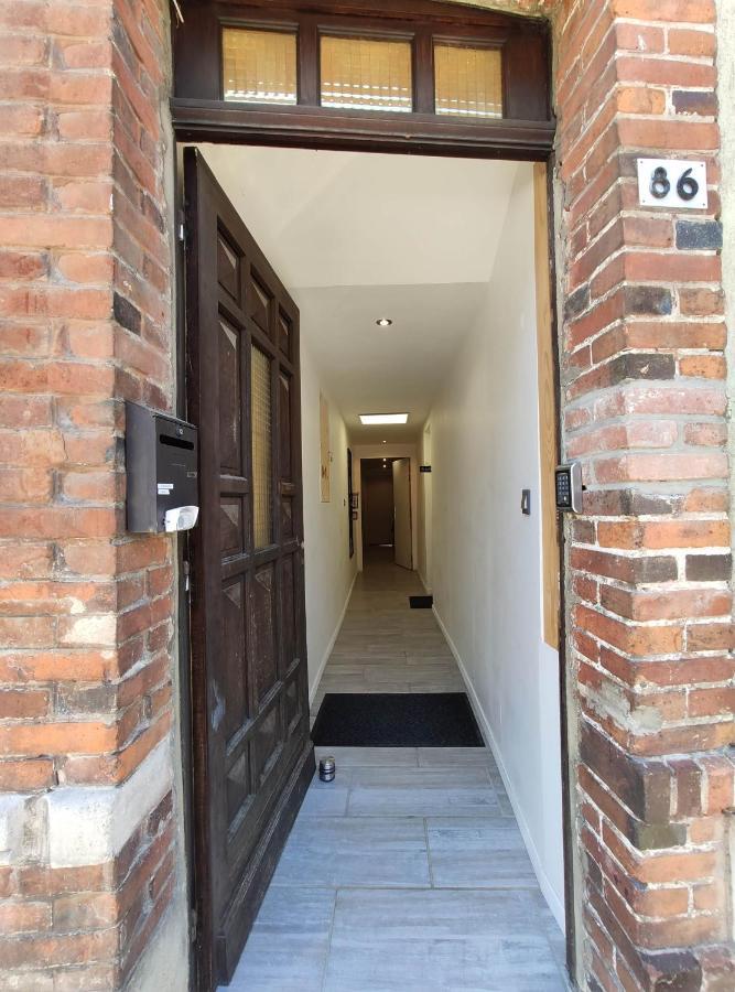 Studio 86 - Climatisation & Proche Centre-Ville- 2 Personnes - Bnb エペルネー エクステリア 写真